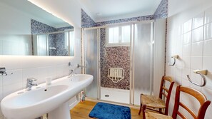 Dusche, Haartrockner