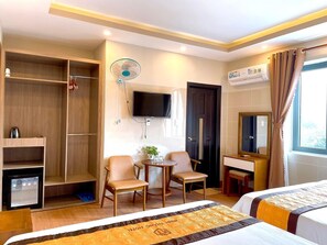 Basic Quadruple Room | Soundproofing, free WiFi - Minh Thang 2 Hotel (Ho Chi Minh City)