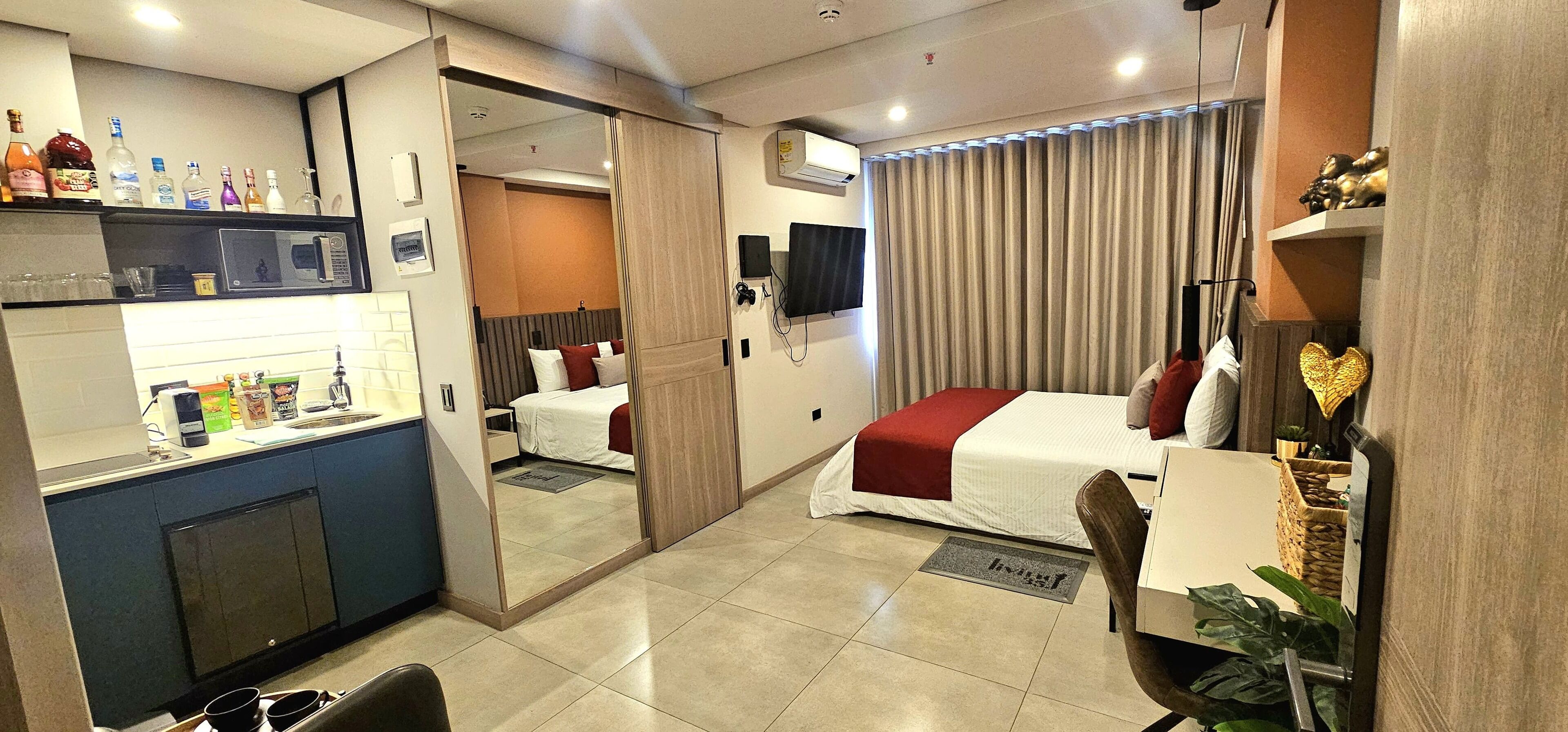 华丽客房, 城市景观 | 埃及棉床单、高档床上用品、羽绒被、记忆海绵床垫