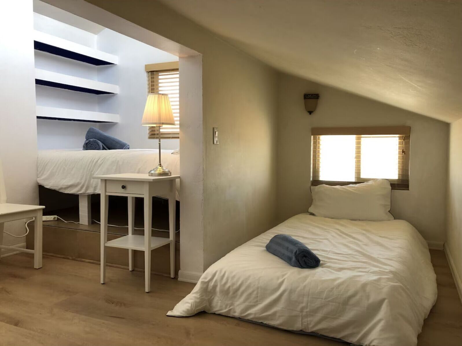 3 habitaciones, tabla de planchar con plancha y wifi gratis 