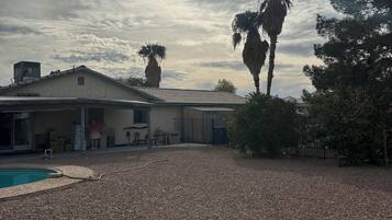 Enceinte de lâhĂ©bergement