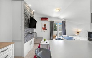 1 bedroom, iron/ironing board, free WiFi, bed sheets - Awesome apartment in Vodice with house sea view (Vodice)