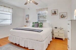 3 bedrooms, iron/ironing board, free WiFi