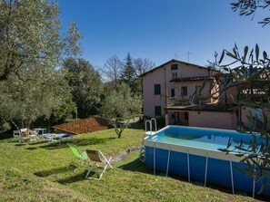 Pool - Beautiful  villa for 7 guests with private pool, WIFI, TV, terrace and pets allowed (Lucca)