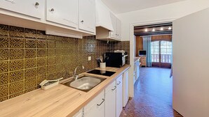 Private kitchen - Hadès-appartement-4/5 pers- proche centre (Les Gets)