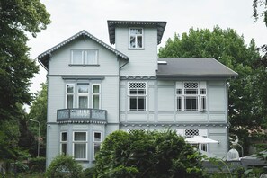 Front of property - Roze Boutique Hotel (Liepaja)
