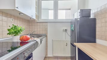 Microones, forn, placa de cuina i rentaplats