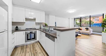 Delicated 3BR Apt (Parking)/Darling Harbour-10min