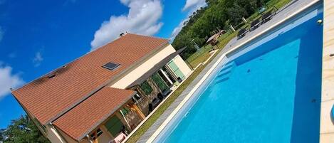 Utomhuspool
