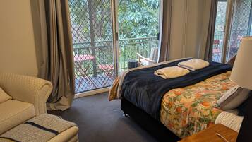 3 室のベッドルーム、アイロン / アイロン台、WiFi、ベッドシーツ