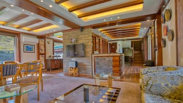 Khu tiếp khách ở sảnh