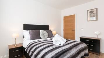 Apartment | 2 bedrooms, free WiFi, bed sheets