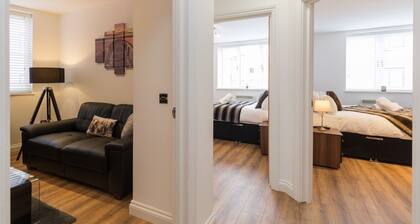 Birmingham City Centre Spacious Apartment