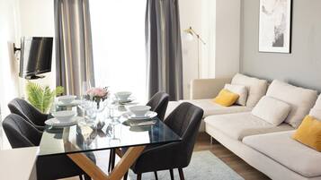 Apartment | Living area | TV