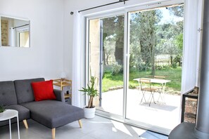 Smart TV, fireplace, books, stereo - Maison de charme à Nyons au milieu des vignes (Nyons)