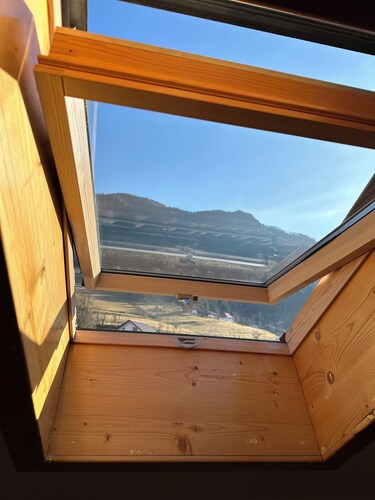 Cazare Apuseni  Pensiune cu ciubăr