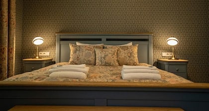 Roze Boutique Apartments