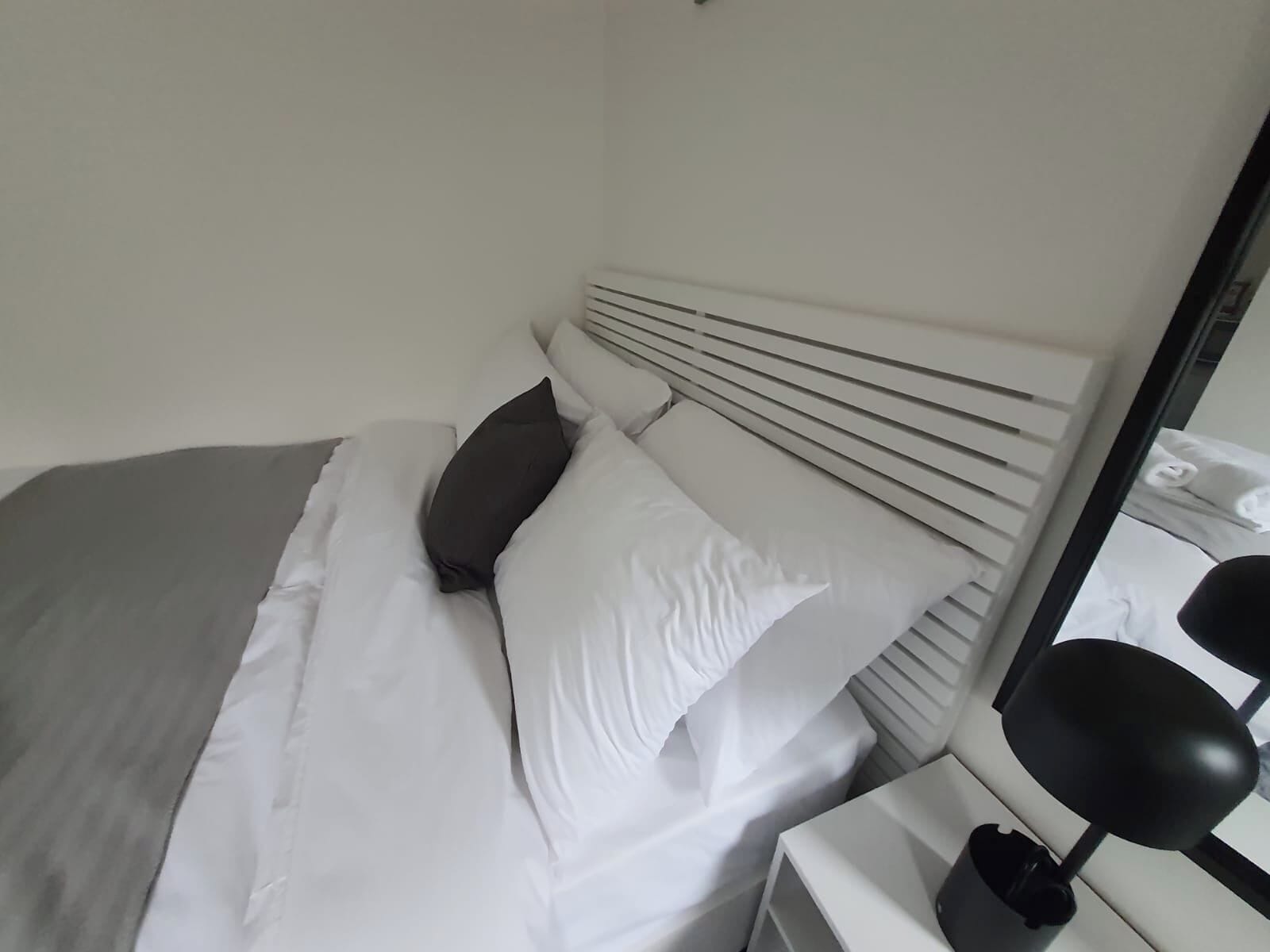 House | 1 bedroom, iron/ironing board, free WiFi, bed sheets