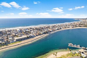 Beach nearby - Mission Beach 3BR with Rooftop and Hot Tub (San Diego)