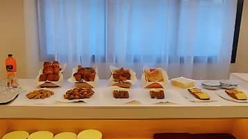 Petit déjeuner buffet compris tous les jours