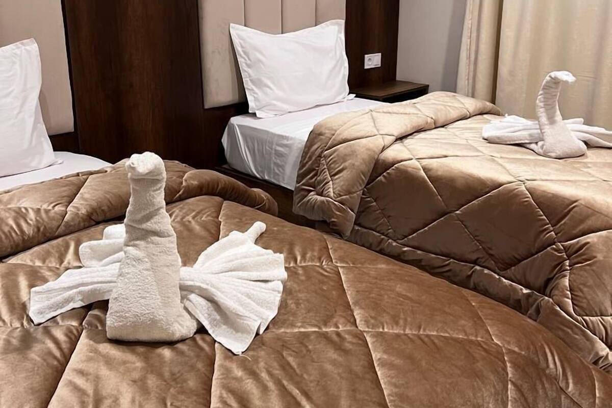 In-room safe, desk, laptop workspace, free WiFi
