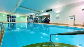 Cabin | Pool | Indoor pool