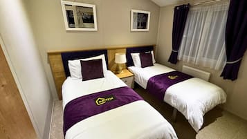 Cabin | 3 bedrooms, iron/ironing board, free WiFi, bed sheets