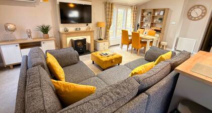 Meadows 33 Hot tub - Southview Holiday Park