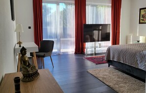 2 soverom, strykejern/-brett, wi-fi (inkludert) og sengetøy