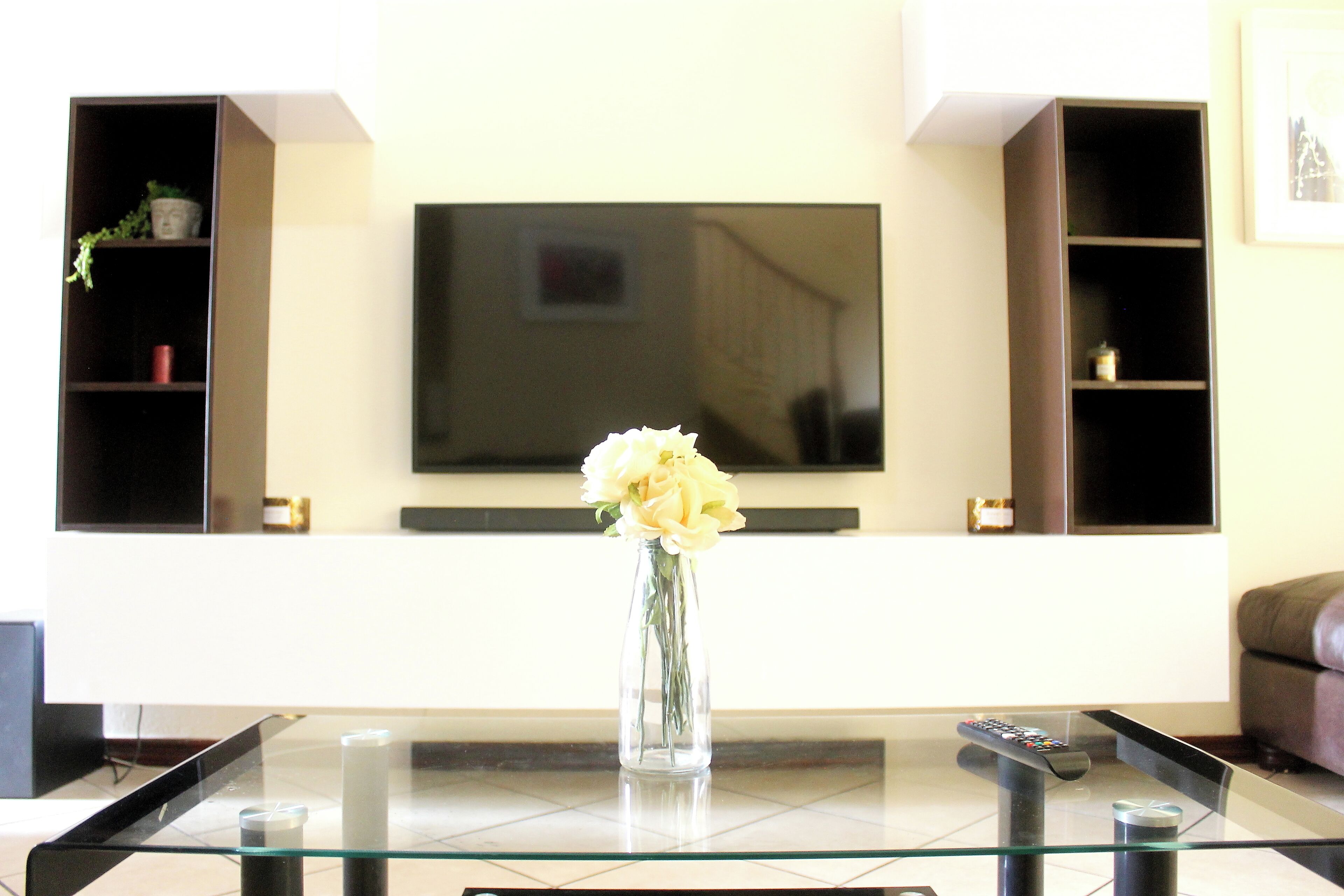 Apartamento, 3 habitaciones, patio, vistas al jardín | Salón