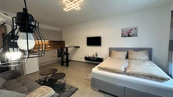 1 Schlafzimmer, Reisekinderbett, kostenloses WLAN, Bettwäsche