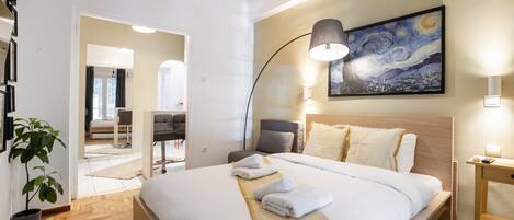 1 chambre, bureau, fer et planche à repasser, Wi-Fi gratuit