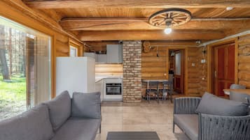 House, 2 Bedrooms | Living area | TV