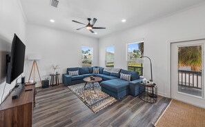 Smart TV - Azure Sea Secluded Retreat (South Padre Island)