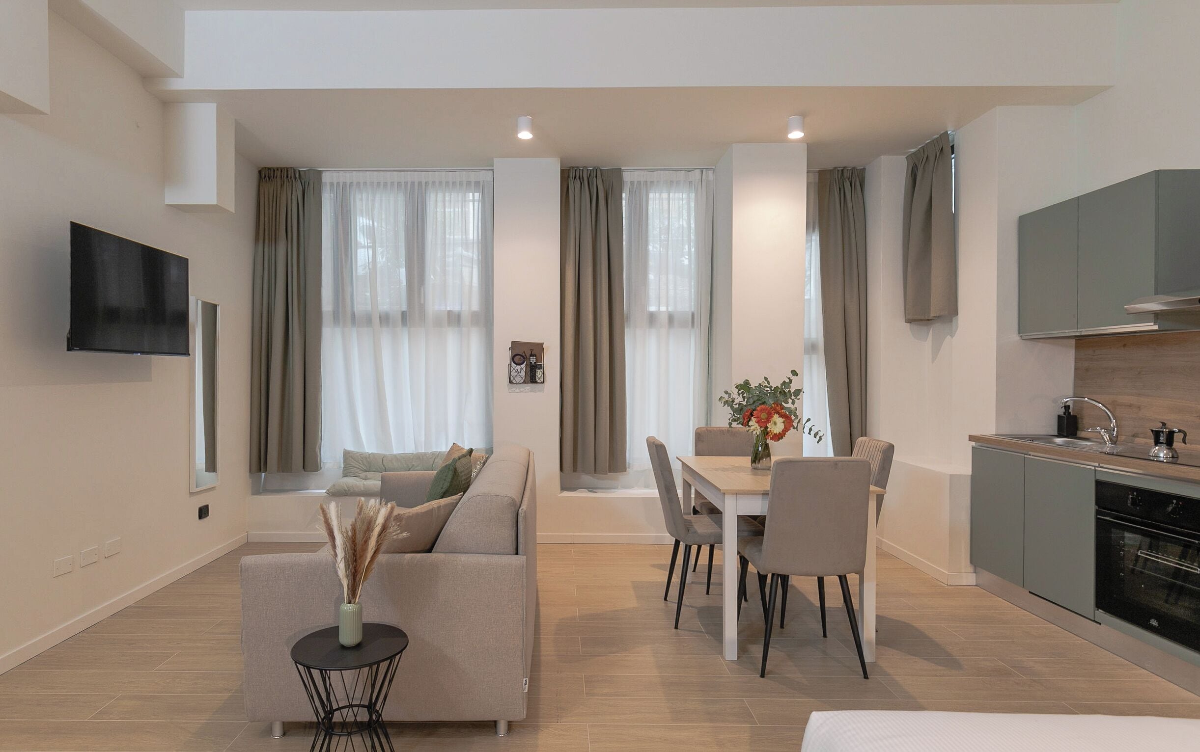 Comfort Studio Suite | Living area | 43-inch Smart TV with digital channels, streaming services