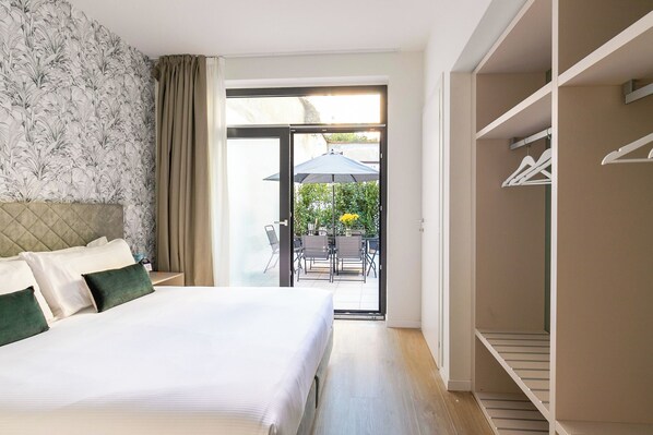 1 chambre, literie hypoallergénique, couette en duvet d'oie