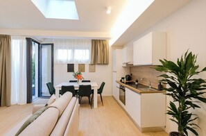 Signature-Apartment, Gartenblick | Allergikerbettwaren, Daunenbettdecken, Zimmersafe, Verdunkelungsvorhänge