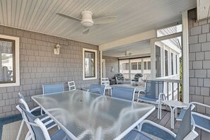 تناول الطعام بالخارج