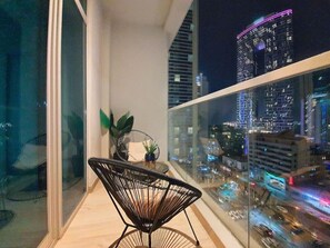 Property grounds - Studio One Tower - Cosy Studio in Dubai Marina (Dubai Marina)