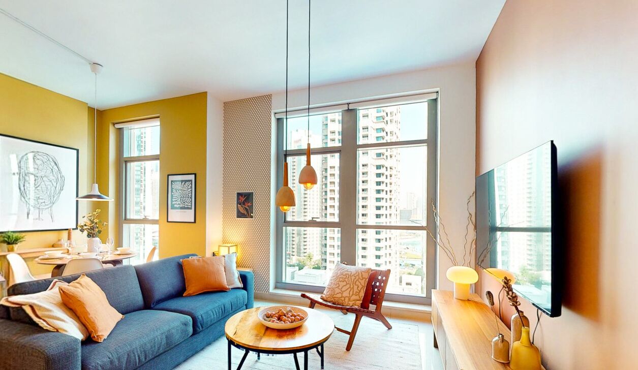 Een smart-tv en videogames