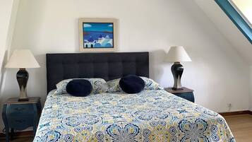 3 chambres, bureau, fer et planche à repasser, Wi-Fi gratuit