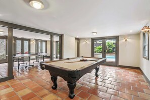 Uklassifisert bilde, 3 av 74, knapp