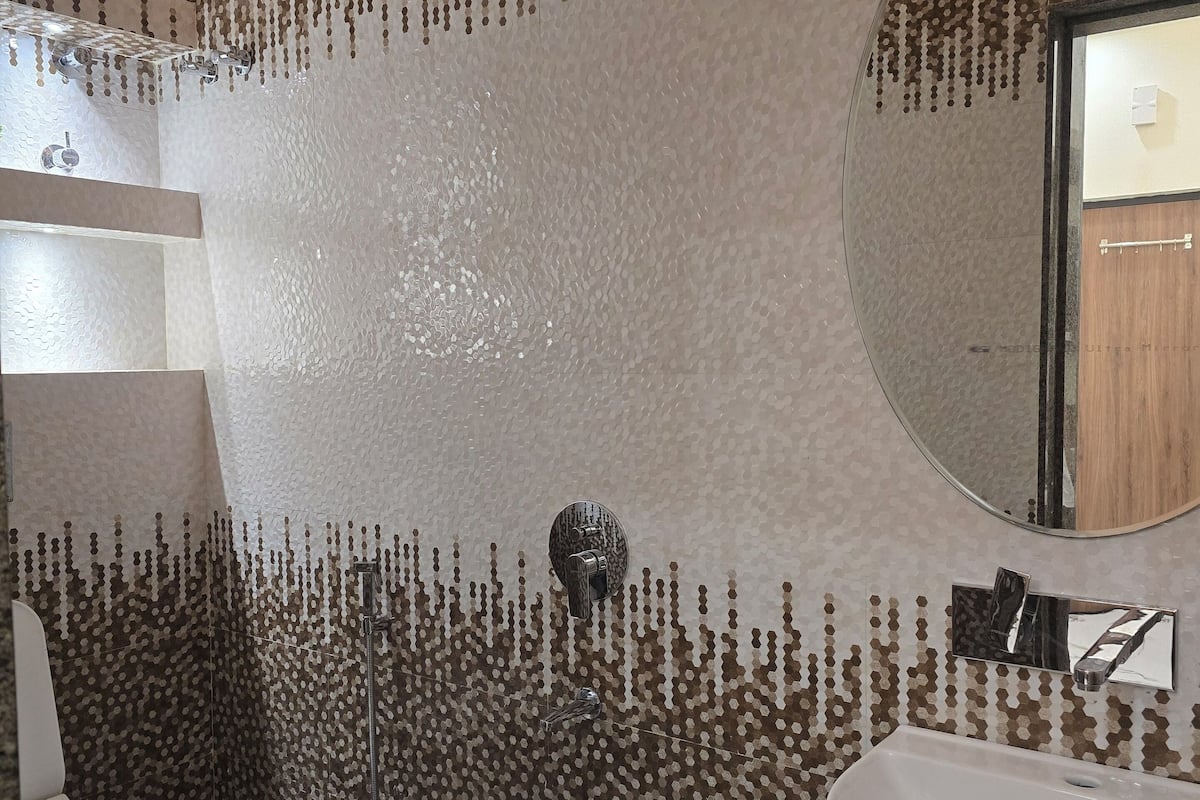 Dusche, Handtücher, Seife, Shampoo