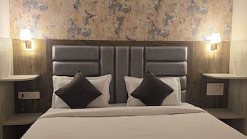 Standard Double Room, 1 King Bed, City View | Desk, laptop workspace, wheelchair access