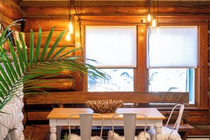 Dining - Rooted Inn Gunnison Colorado close to WCU and Crested Butte Mountain Resort (Gunnison)