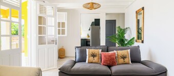 Villa Caryota | Mountain Panorama & 29ft (9m) Private Pool