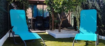 Superb apartment close to the port and beach.