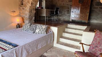 2 slaapkamers, reisbedje, wifi, beddengoed