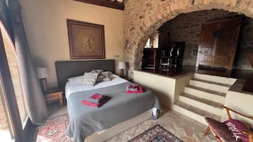 2 dormitorios, cuna de viaje, wifi y ropa de cama