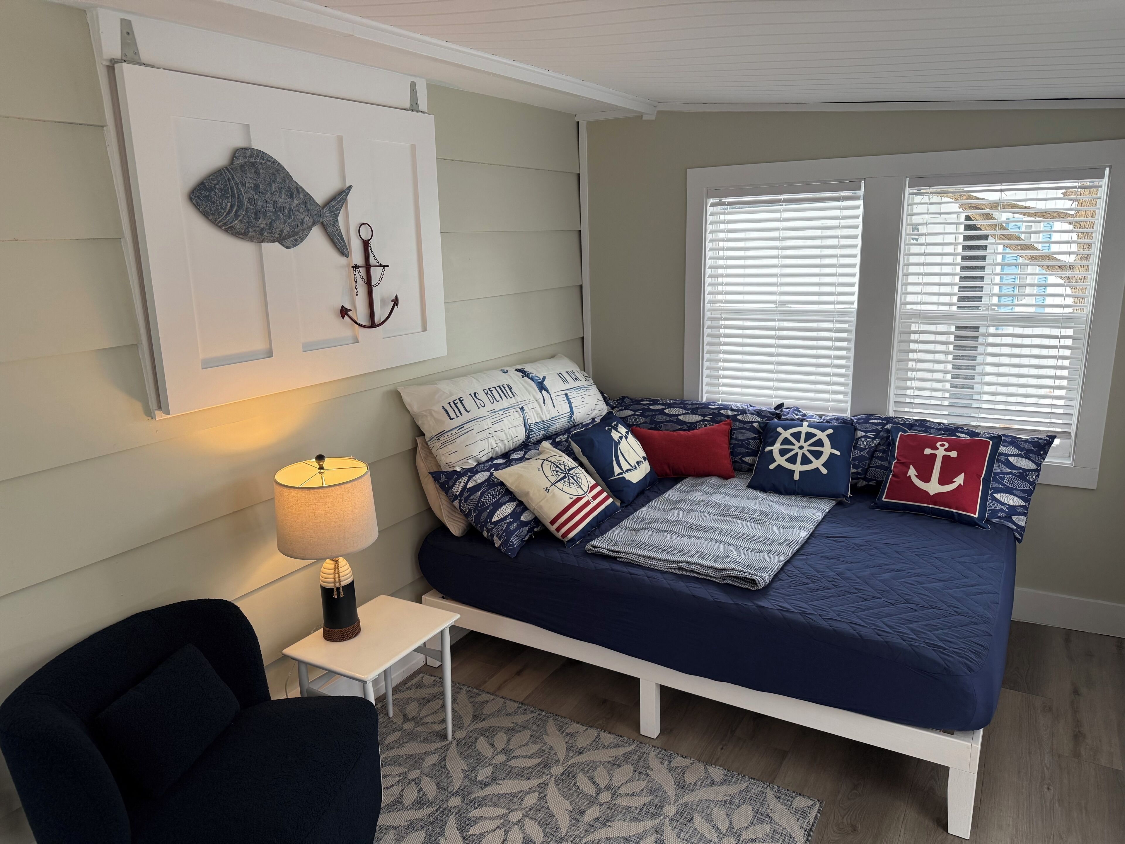 3 bedrooms, desk, free WiFi, bed sheets